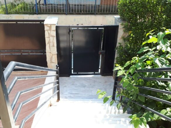 4-bedroom Maisonette In Markopoulo, Greece (170 M²)