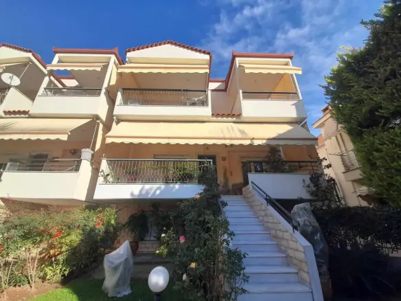 3-bedroom Maisonette In Pylea, Greece (180 M²)