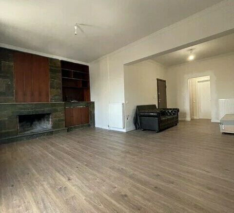 3-bedroom Flat In Peristeri, Greece (118 M²)