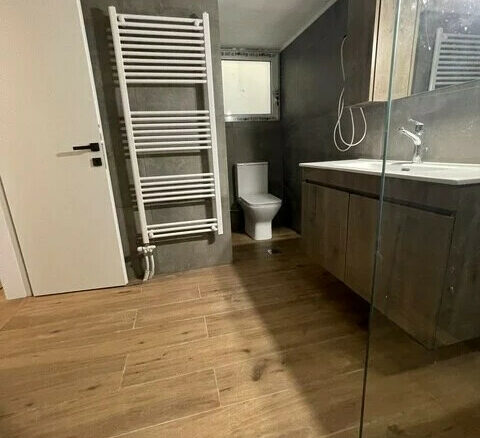 3-bedroom Flat In Peristeri, Greece (118 M²)