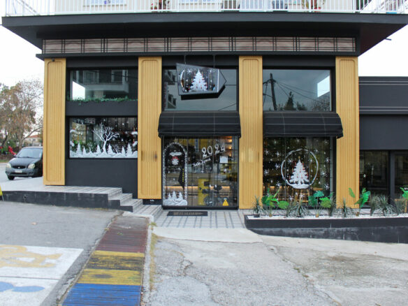 Business In Easts Olimpos, Greece (250 M²)