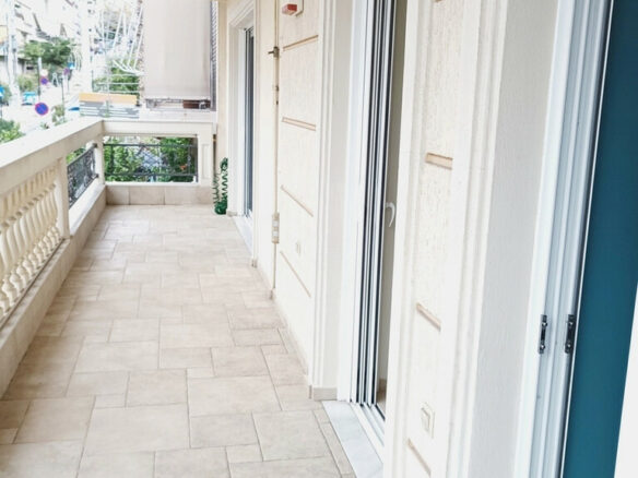 2-bedroom Flat In Koridallos, Greece (88 M²)