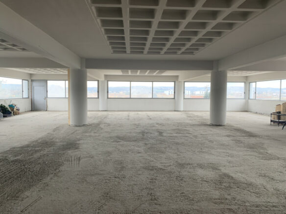 Commercial Property In Thermi, Greece (1.200 M²)