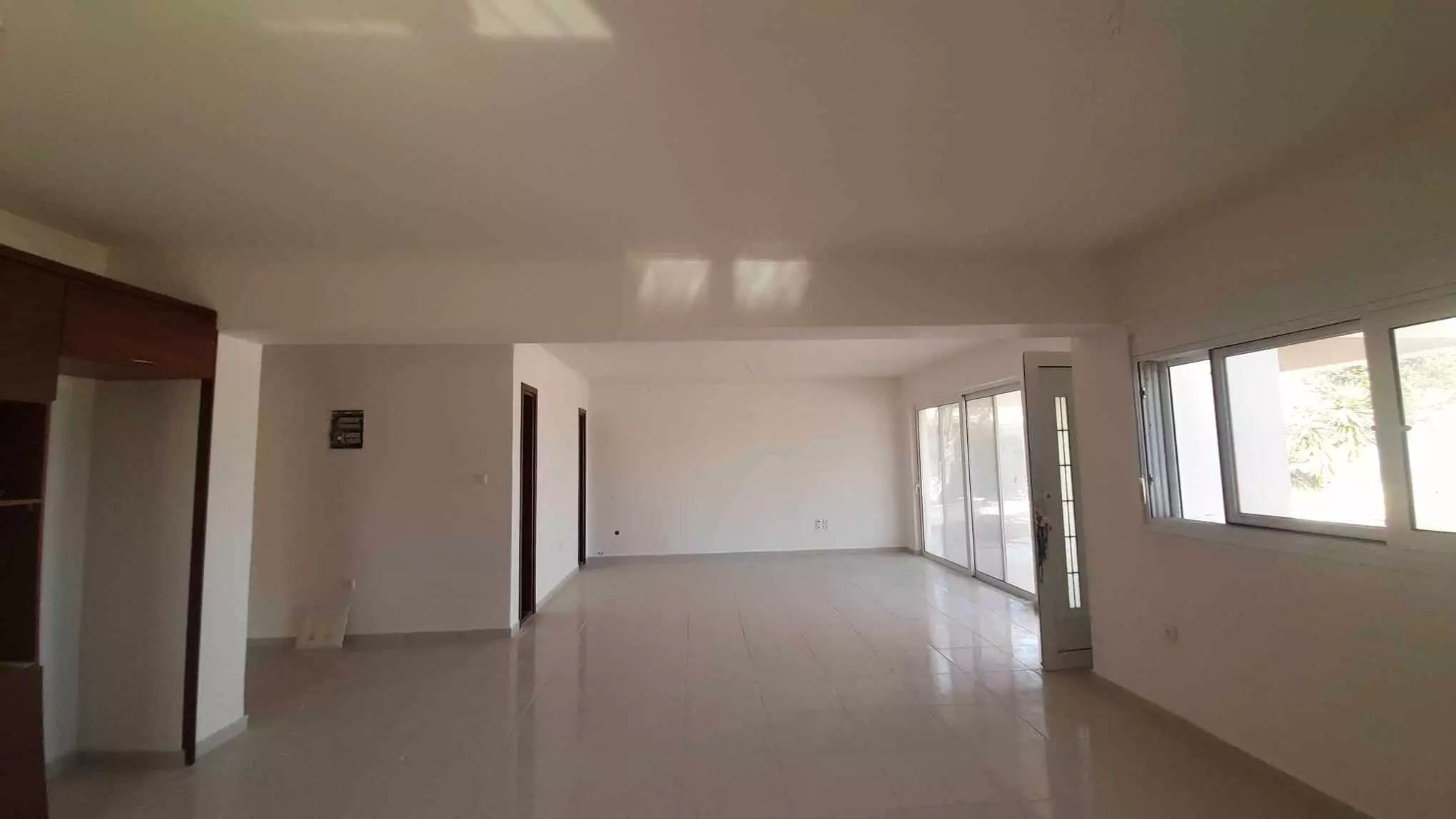 75f917b8-f2ce-4187-be70-c35f4f1a137e