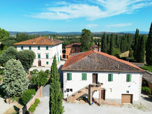 C948 Villa With Holiday Farm In Sinalunga, Tuscany