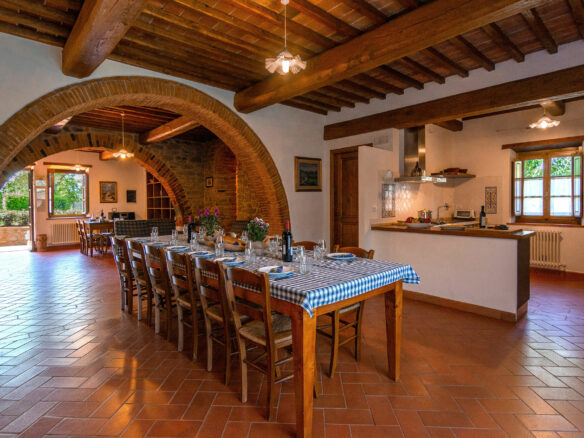 C1460 Vineyard Property Located Near Arezzo In Tuscany