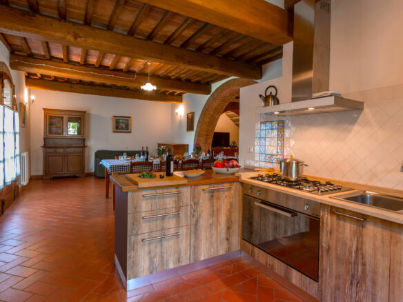 C1460 Vineyard Property Located Near Arezzo In Tuscany