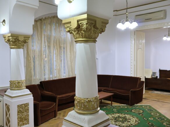 Neo-romanian Apartment Features Proximity To Victoriei Square