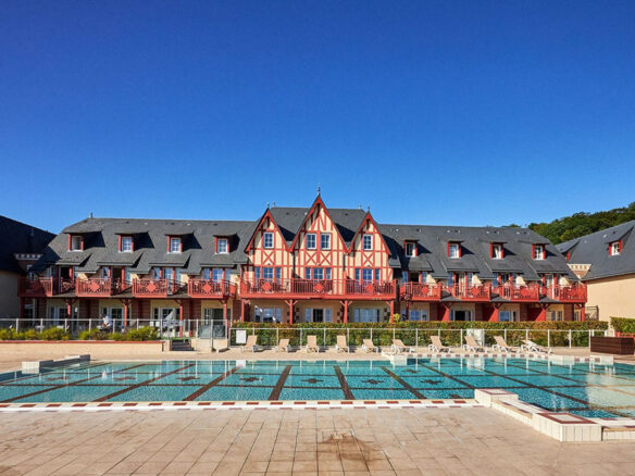 1-bedroom Apartment In Houlgate, France (35 M²)