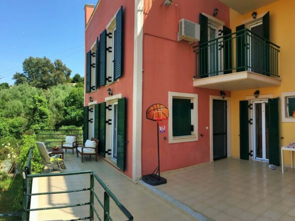 3-bedroom Maisonette In Corfu, Greece (130 M²)