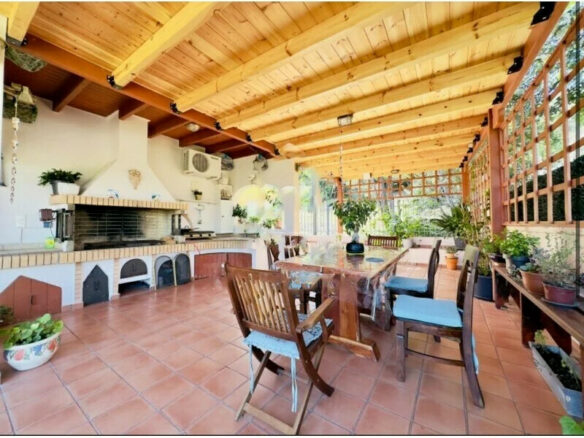 4-bedroom Detached House In Palaia Fokaia, Greece (255 M²)