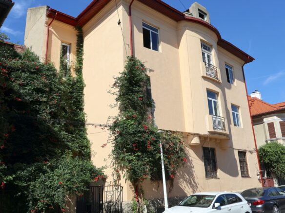 Art Deco Villa In Calea Dorobantilor