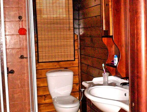 4-bedroom Detached House In Amarinthos, Greece (210 M²)