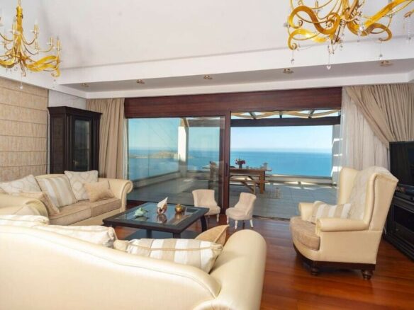 4-bedroom Villa In Elounda, Greece (250 M²)