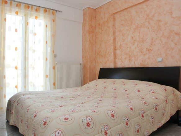 2-bedroom Flat In Saronida, Greece (70 M²)