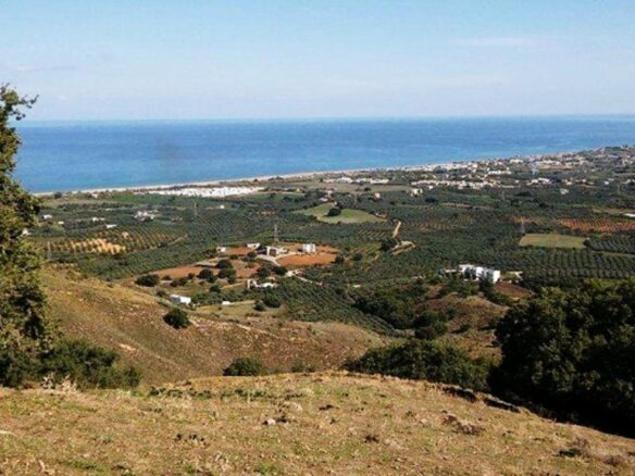 Land In Georgioupoli, Greece