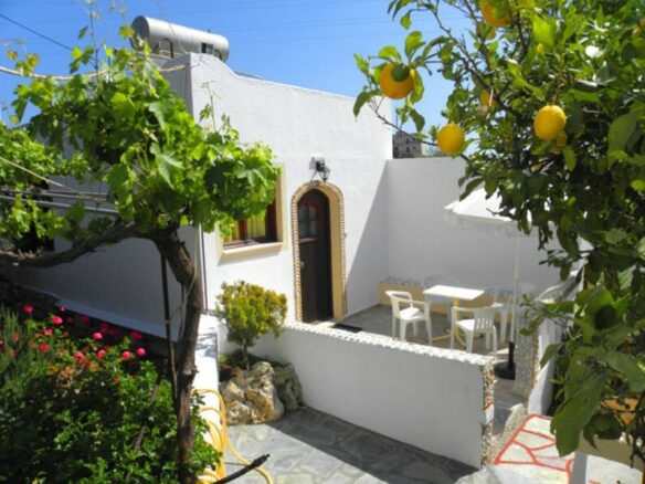 Business In Agios Nikolaos, Greece (320 M²)