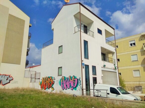 Building In Kalamaria, Greece (455 M²)