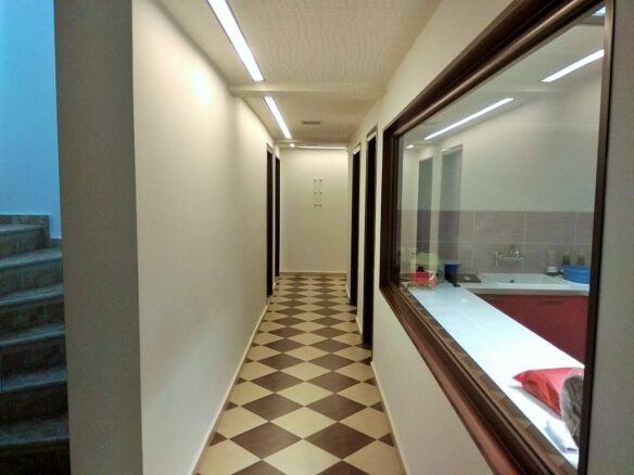 Building In Kalamaria, Greece (455 M²)