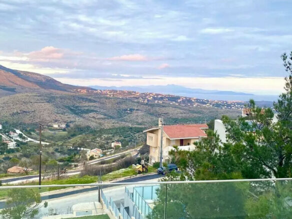 4-bedroom Detached House In Pikermi, Greece (326 M²)