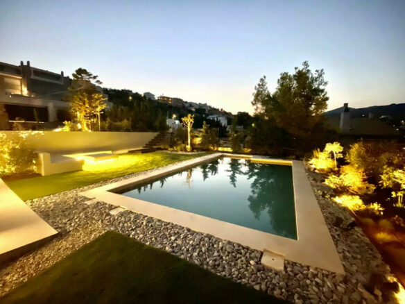 4-bedroom Detached House In Pikermi, Greece (326 M²)