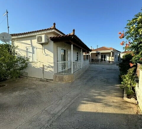 4-bedroom Detached House In Assos-lechaio, Greece (165 M²)
