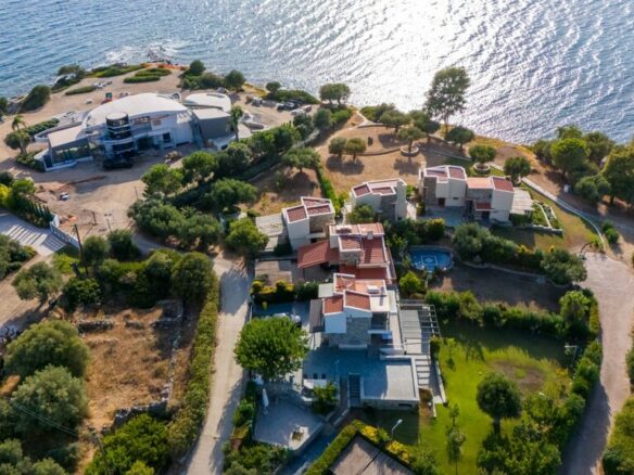 3-bedroom Detached House In Sithonia, Greece (140 M²)
