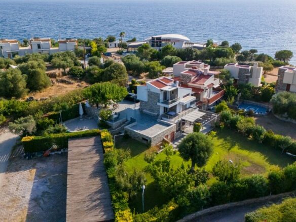 3-bedroom Detached House In Sithonia, Greece (140 M²)