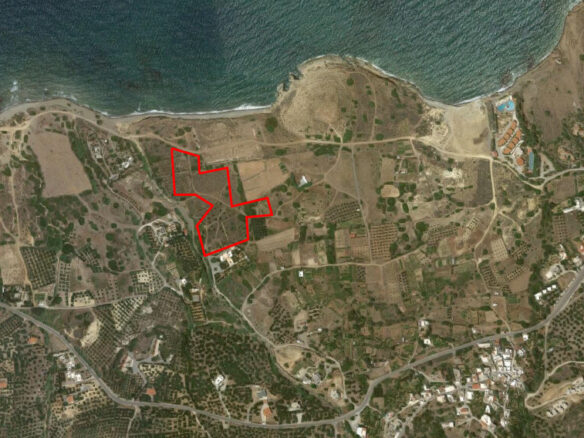 Land Plot Measuring 11085 M² Located In Crete