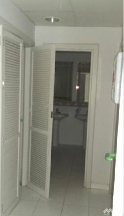 5-bedroom Shop In Alhaurín El Grande, Spain (330 M²)