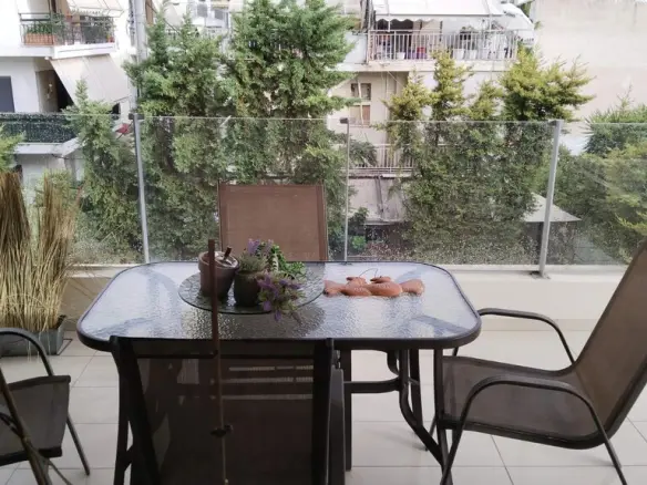 Flat With 2 Bedrooms And Terrace In Athens