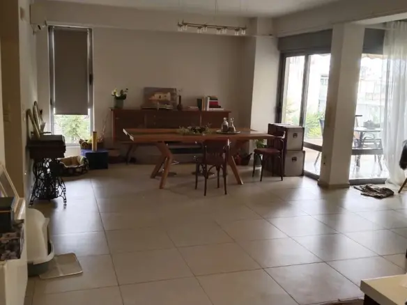 Flat With 2 Bedrooms And Terrace In Athens