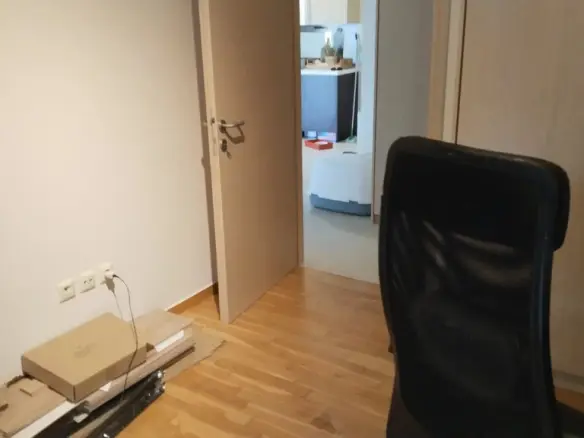 Flat With 2 Bedrooms And Terrace In Athens