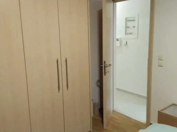 Flat With 2 Bedrooms And Terrace In Athens