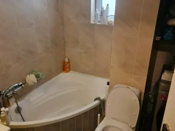 Flat With 2 Bedrooms In Central Athens