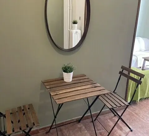 50 M² Apartment With Terrace In Athens