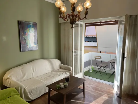 50 M² Apartment With Terrace In Athens
