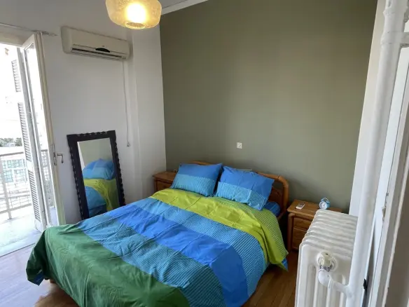 50 M² Apartment With Terrace In Athens