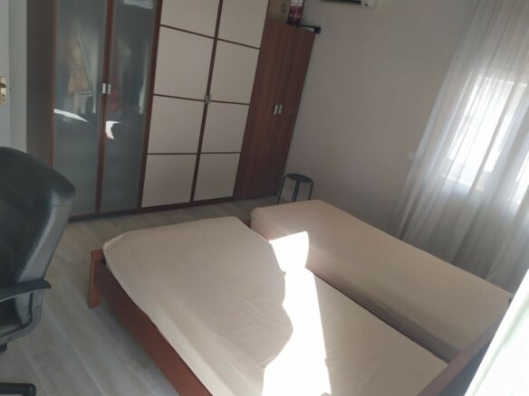 Flat With 3 Bedrooms And 2 Bathrooms In Thessaloniki