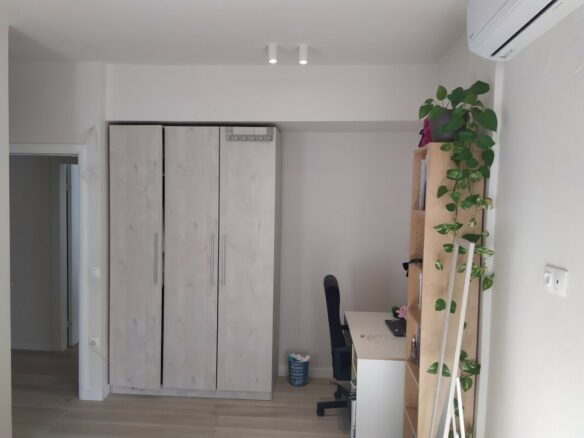 Flat With 3 Bedrooms And 2 Bathrooms In Thessaloniki