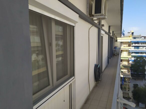 Flat With 3 Bedrooms And 2 Bathrooms In Thessaloniki
