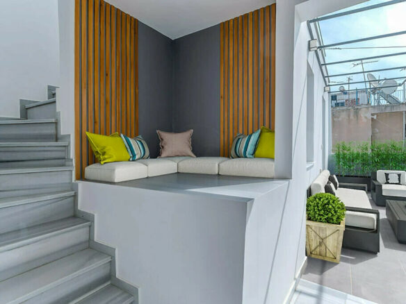 12-bedroom Building In Kolonos – Kolokynthous, Greece (768 M²)