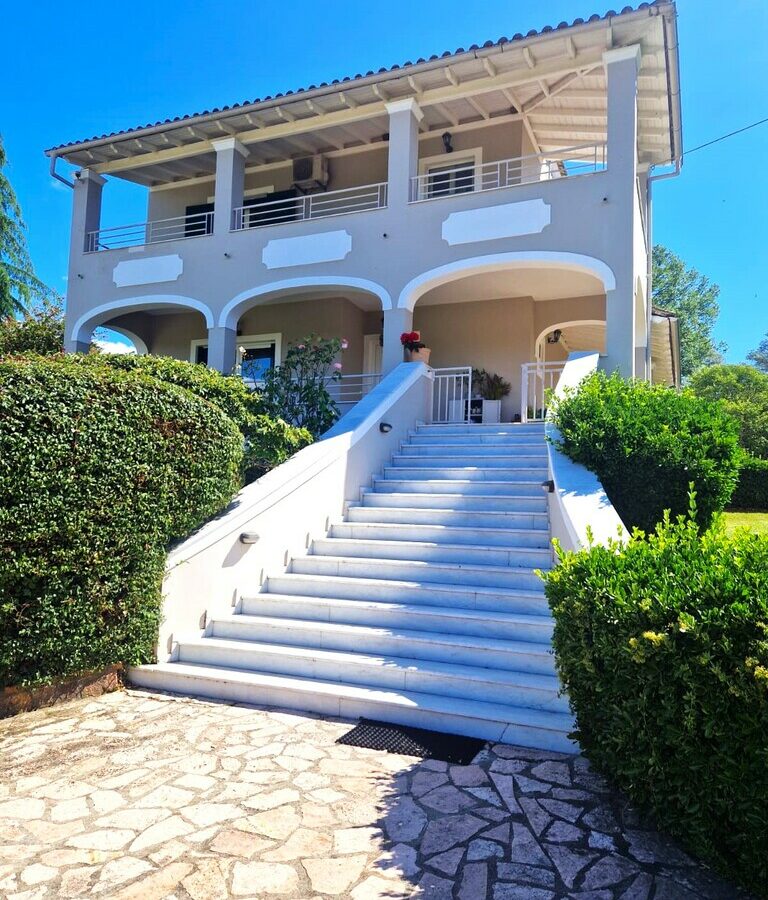 3-bedroom Detached House In Corfu, Greece (240 M²)
