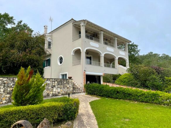 3-bedroom Detached House In Corfu, Greece (240 M²)