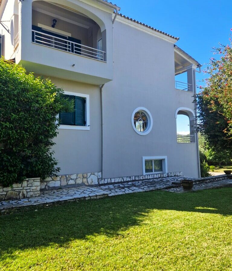 3-bedroom Detached House In Corfu, Greece (240 M²)