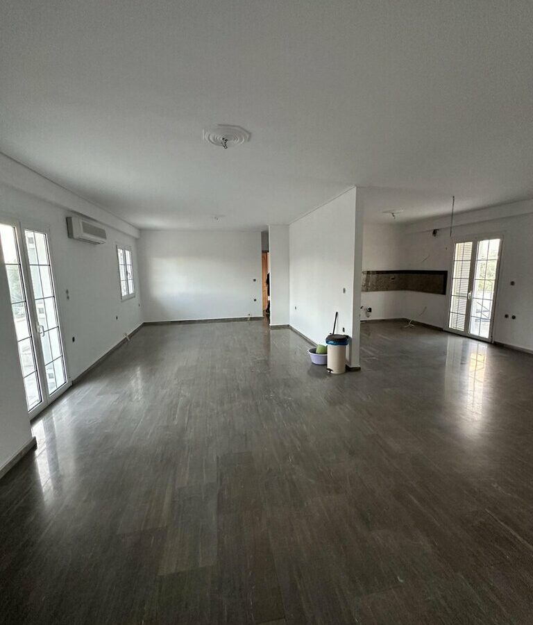 Building In Ierapetra, Greece (220 M²)