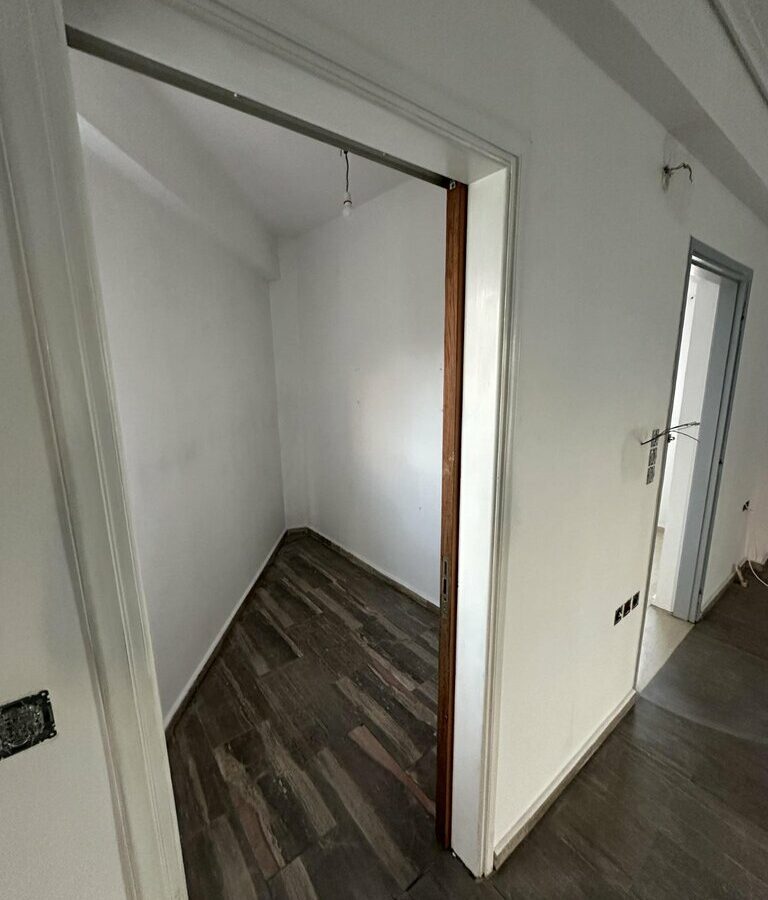 Building In Ierapetra, Greece (220 M²)