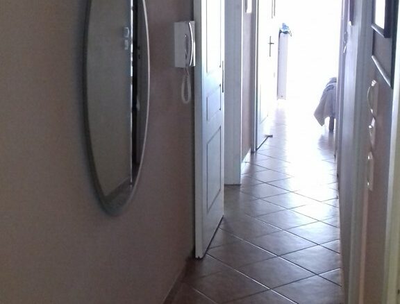 2-bedroom Flat In Agios Ioannis Rentis, Greece (85 M²)