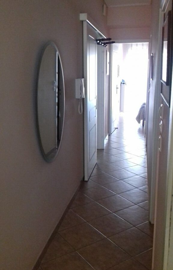 Renovated Apartment With Two Bedrooms In Athens
