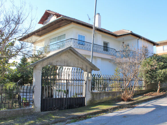4-bedroom Detached House In Pidna, Greece (320 M²)